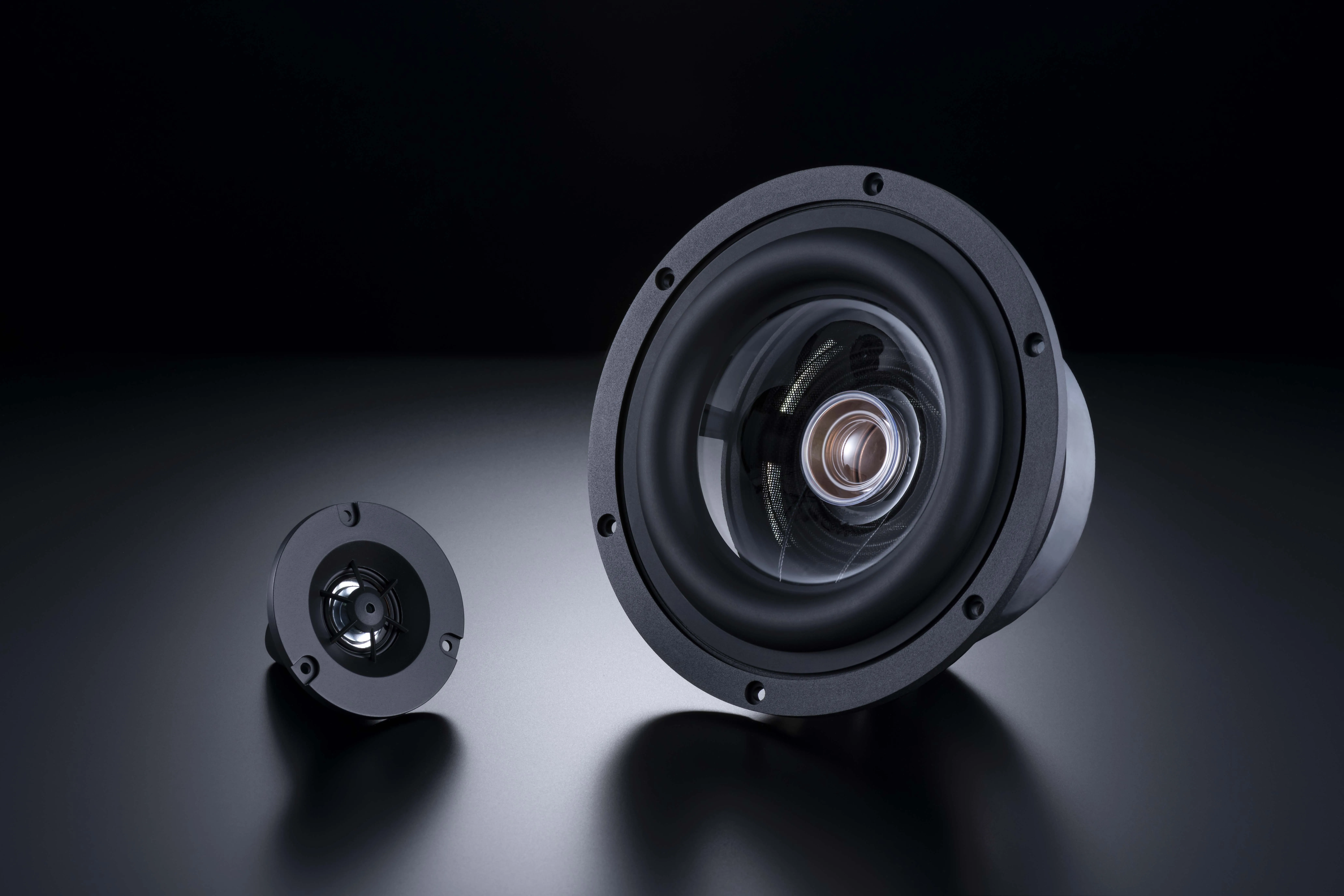 Ultra-thin Glass Diaphragm Speaker Unit